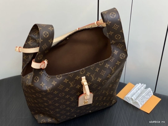 WIS LOUIS Atlantis VUITTON GM 0905